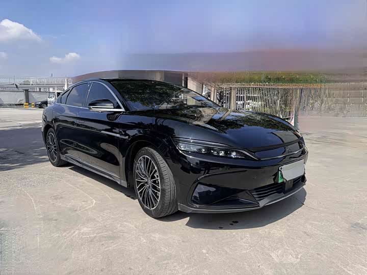 Фото 3 - BYD Han