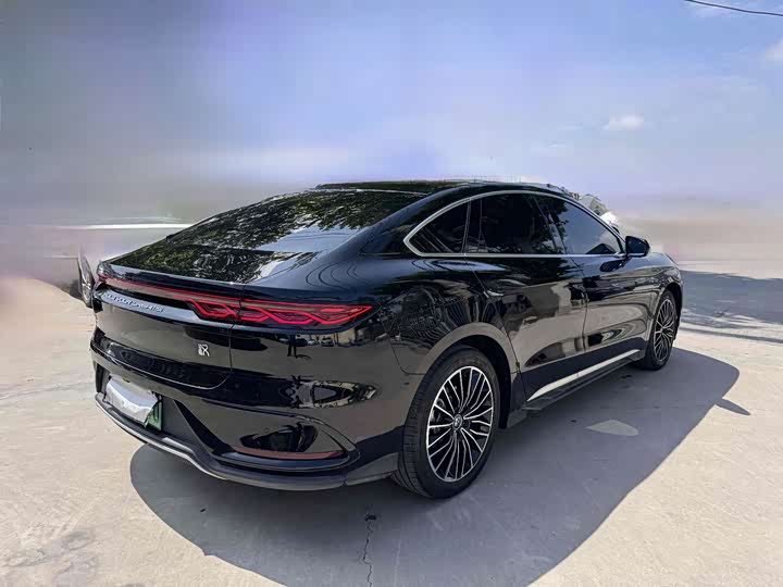 Фото 4 - BYD Han