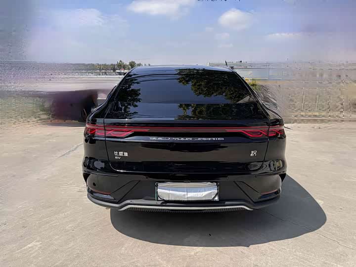 Фото 5 - BYD Han