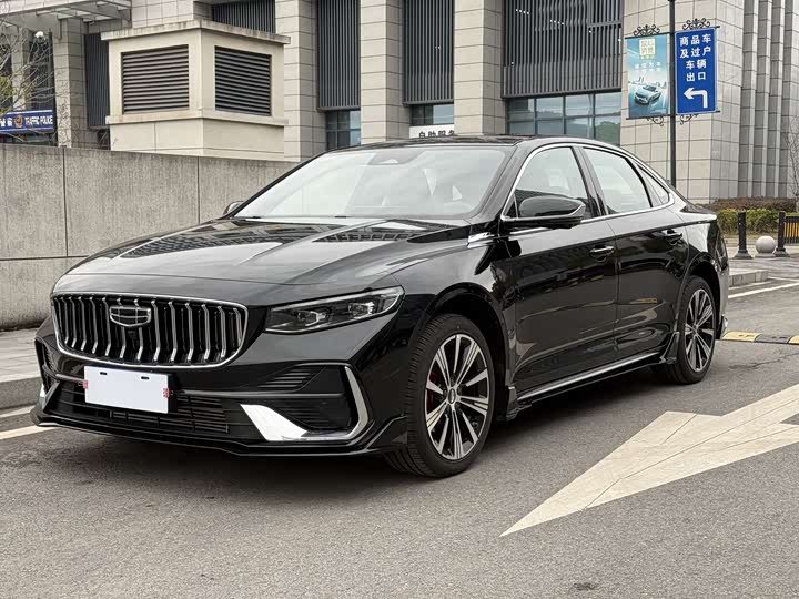 Фото 1 - Geely Preface