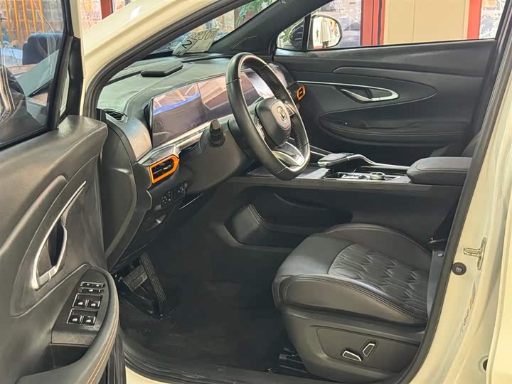 Фото 9 - Changan UNI-T