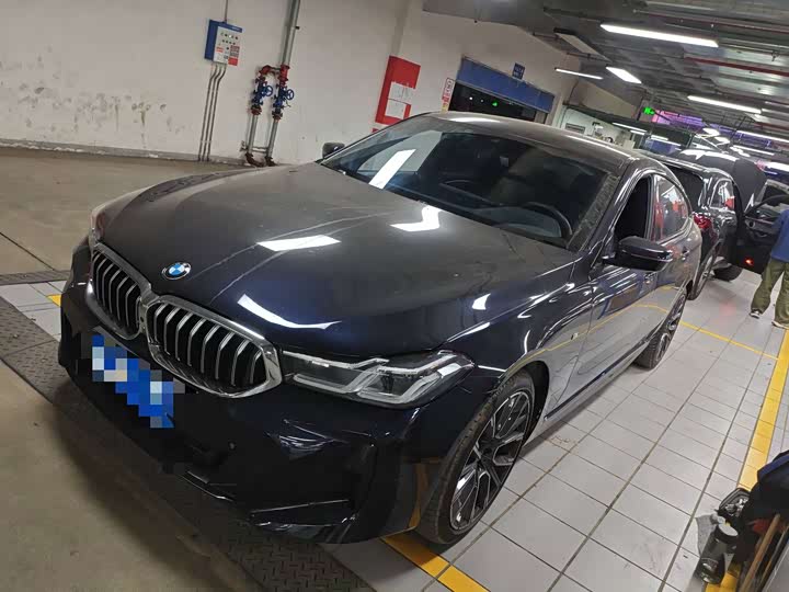 Фото 1 - BMW 6 Series GT