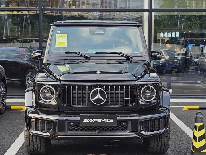 Photo 2 - Mercedes-Benz G-Class AMG