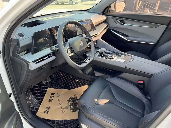 Фото 8 - Changan CS75 Plus