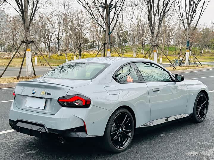 Photo 4 - BMW 2 Series