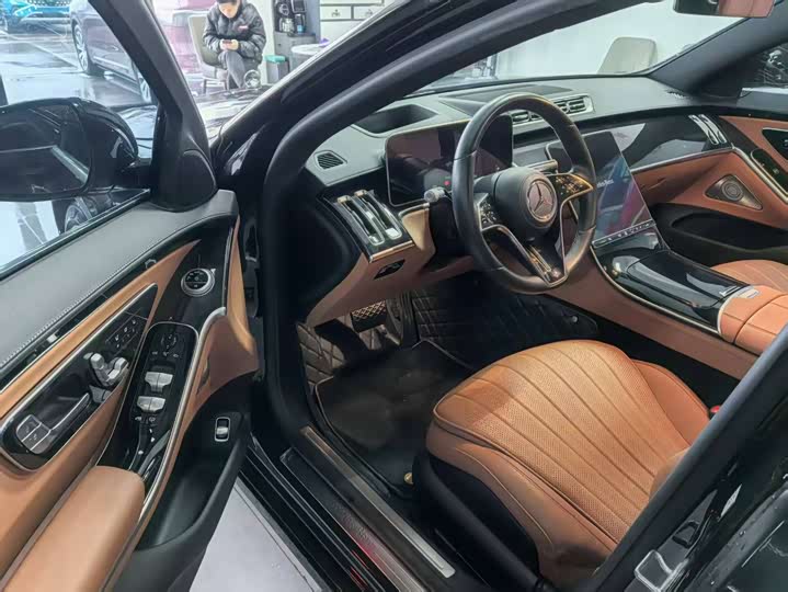 Фото 4 - Mercedes-Benz S-Class