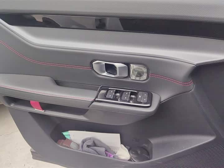 Photo 7 - Jetour Dashing