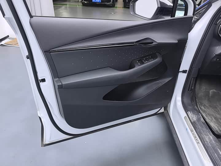 Фото 6 - Volkswagen ID.Unyx