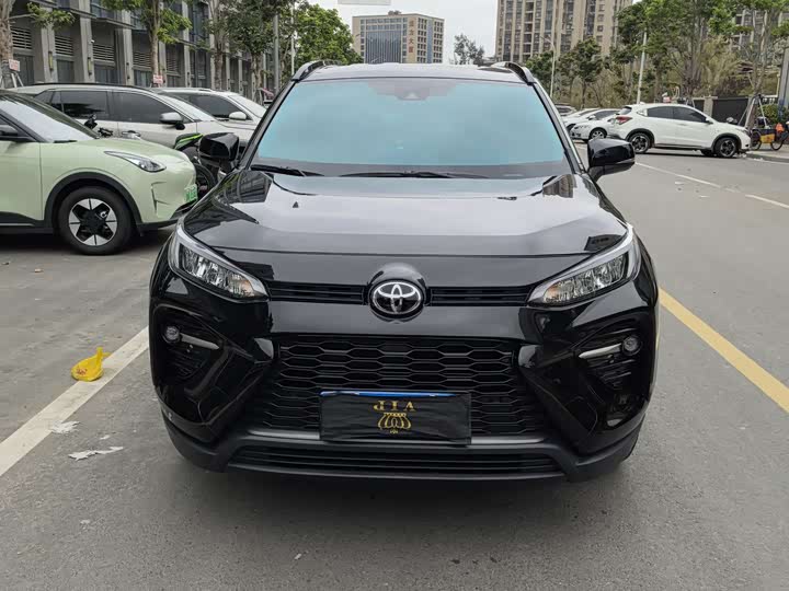 Photo 2 - Toyota Wildlander