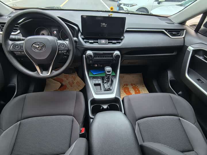 Photo 5 - Toyota Wildlander