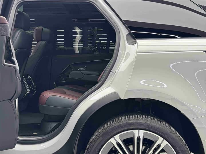 Фото 7 - Land Rover Range Rover Sport