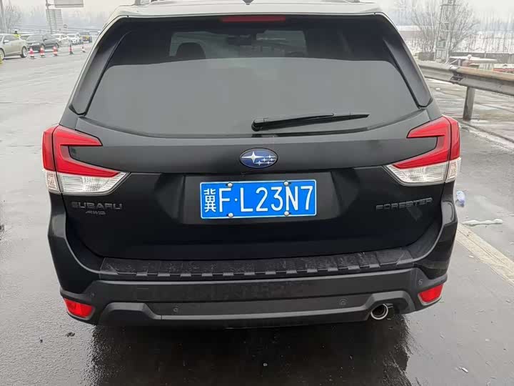 Фото 3 - Subaru Forester