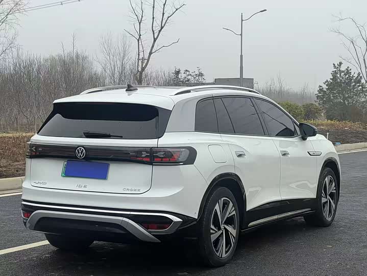 Photo 5 - Volkswagen ID.6 Crozz