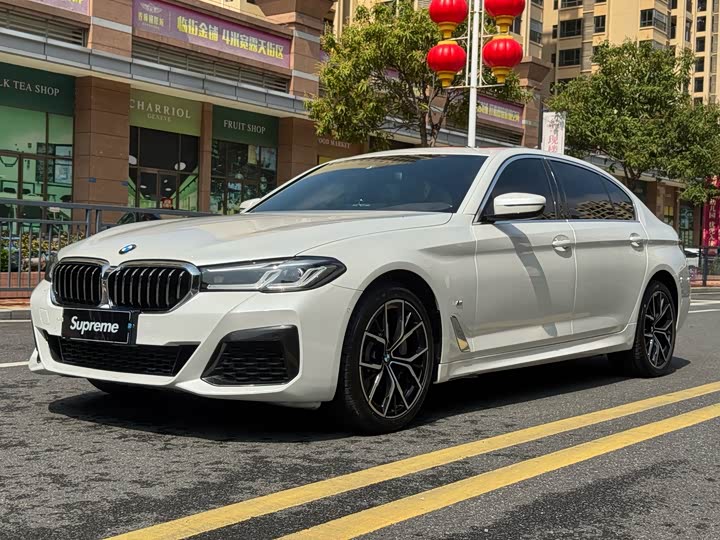 Фото 1 - BMW 5 Series