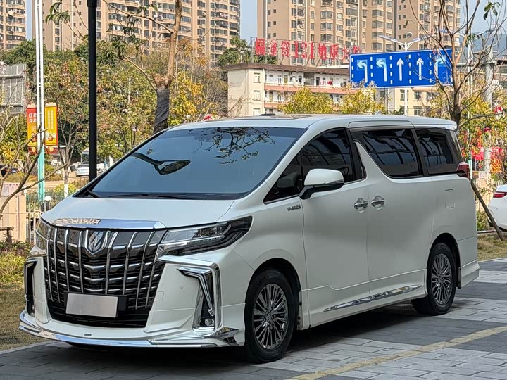 Photo 1 - Toyota Alphard