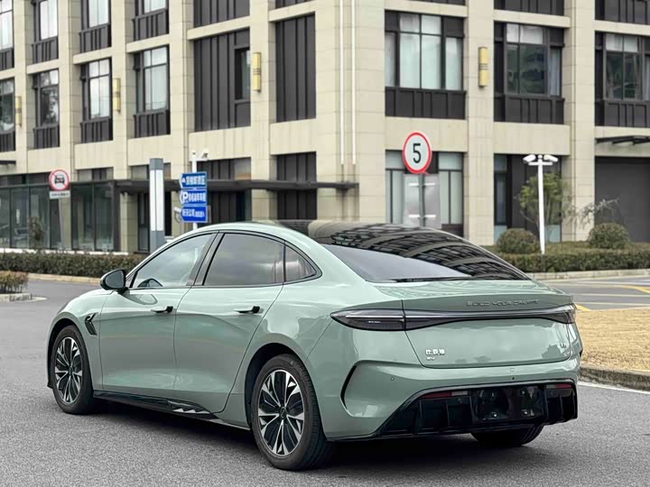 Фото 6 - BYD Seal