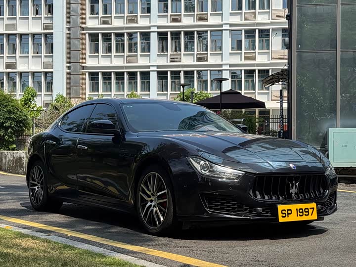 Фото 3 - Maserati Ghibli