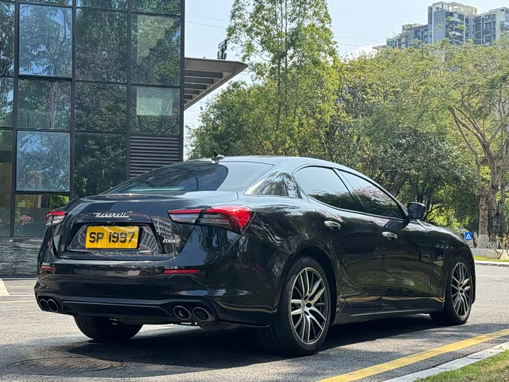 Фото 5 - Maserati Ghibli