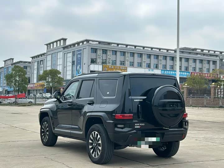 Фото 4 - Tank 700 Hybrid