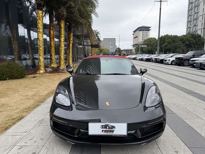 Фото 2 - Porsche 718