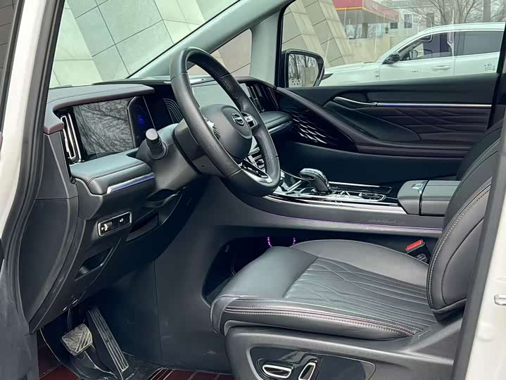 Фото 5 - GAC Trumpchi M8