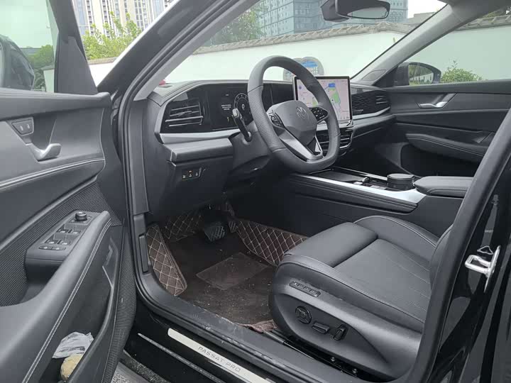 Photo 6 - Volkswagen Passat