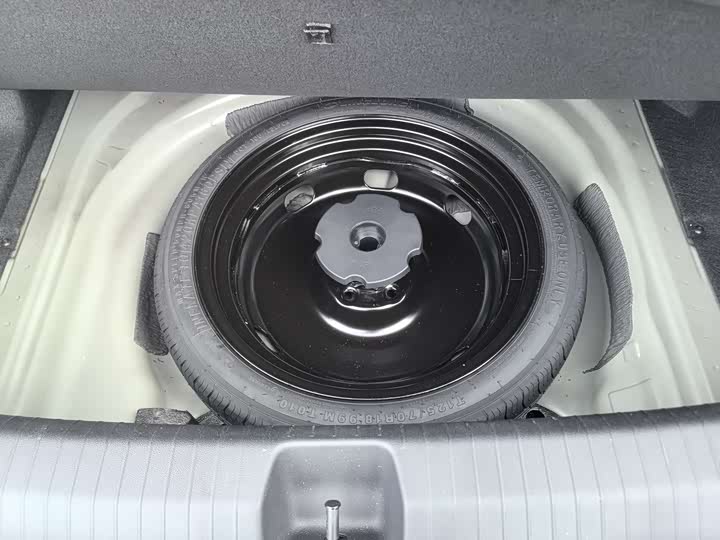 Photo 9 - Volkswagen Passat