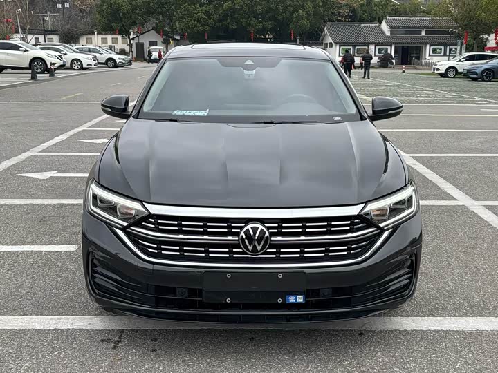 Фото 2 - Volkswagen Sagitar L