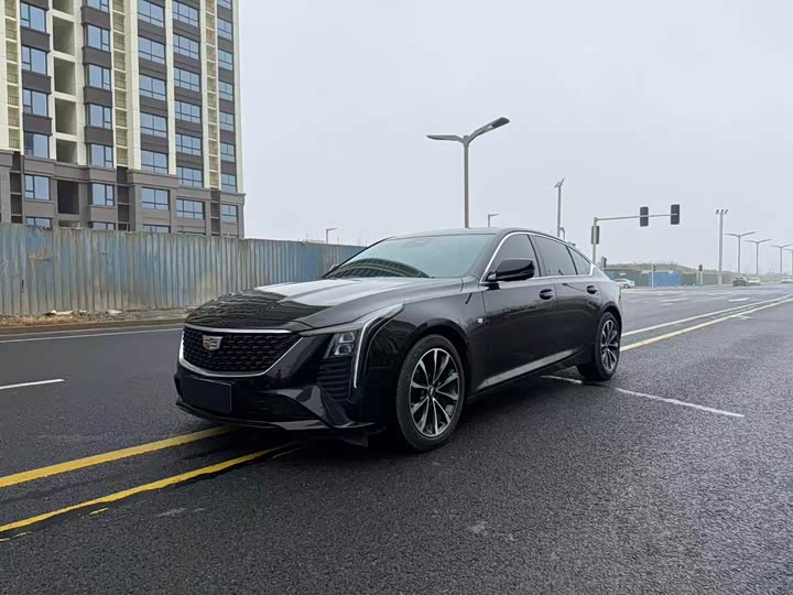 Фото 1 - Cadillac CT5