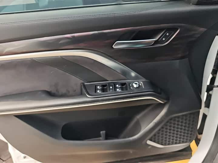 Фото 7 - Haval H6