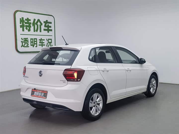 Фото 2 - Volkswagen Polo