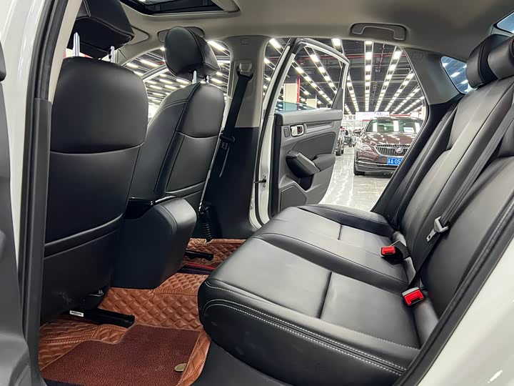 Фото 9 - Honda Civic