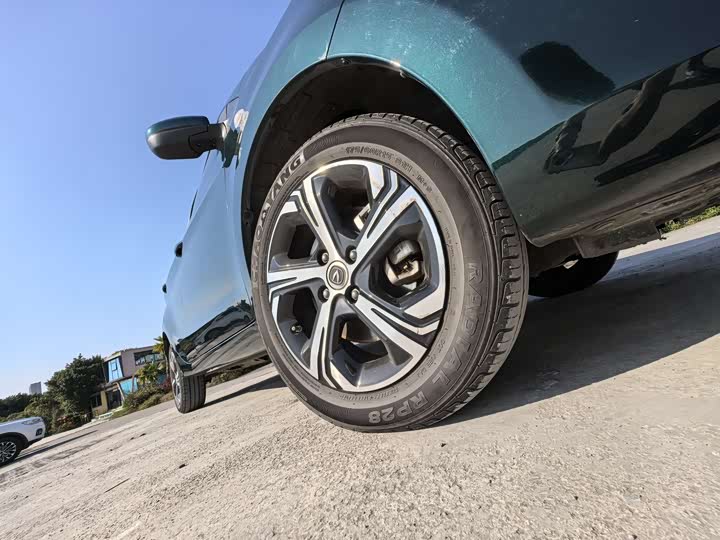 Фото 5 - Changan BenBen E-Star