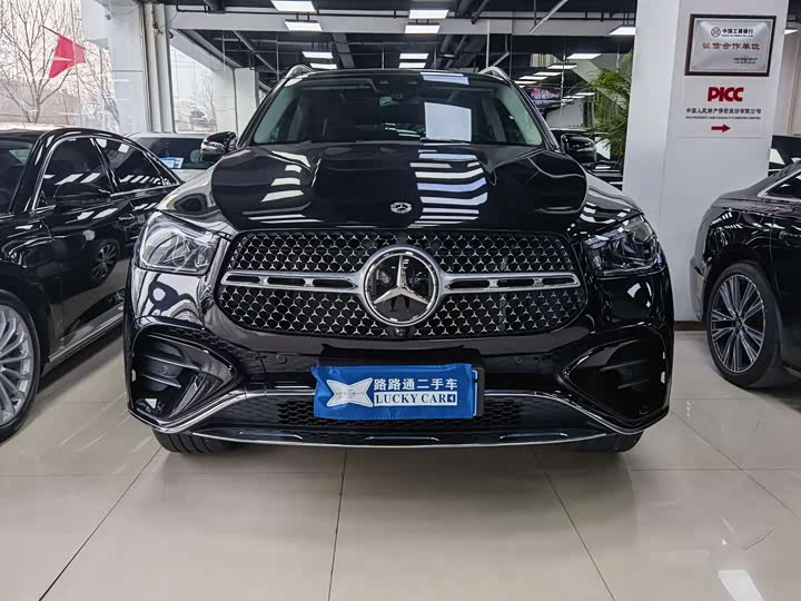 Фото 2 - Mercedes-Benz GLE-Class
