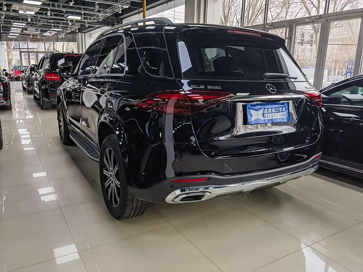 Фото 4 - Mercedes-Benz GLE-Class