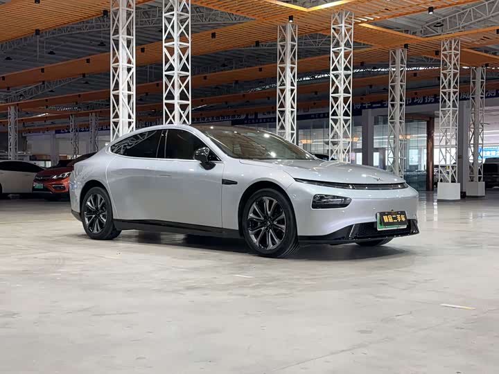 Фото 4 - XPeng P7