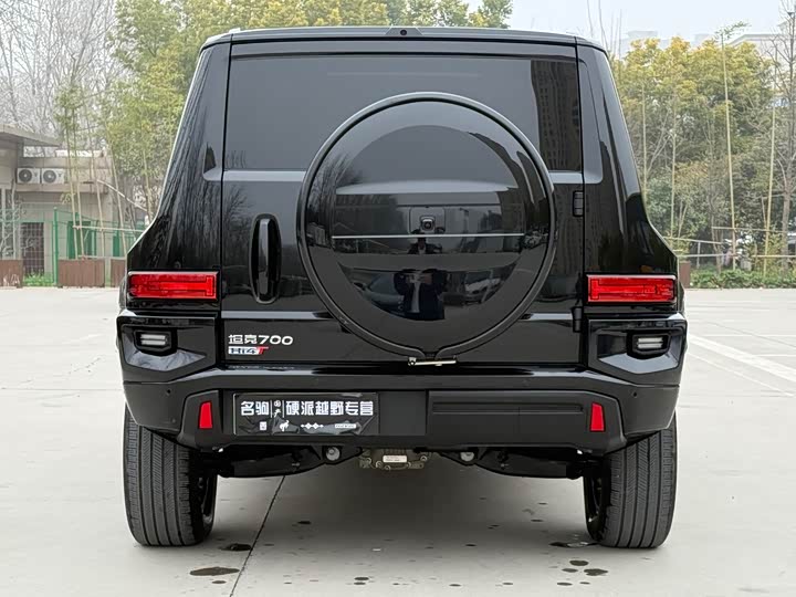 Фото 6 - Tank 700 Hybrid