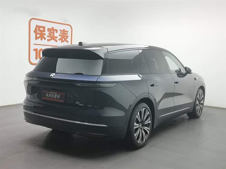 Фото 2 - Nio ES8