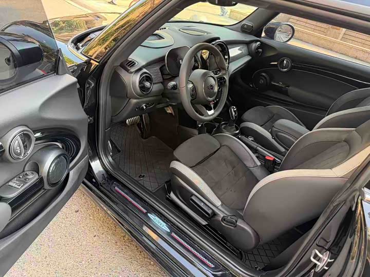 Фото 7 - Mini Mini JCW