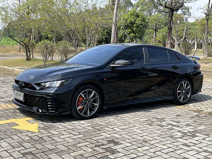 Фото 1 - GAC Trumpchi Empow R