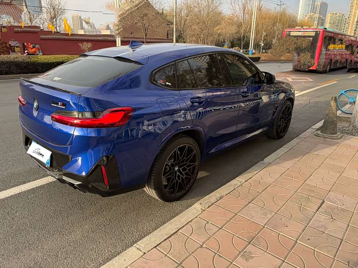 Фото 4 - BMW X4 M