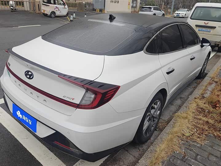 Photo 3 - Hyundai Sonata N Line