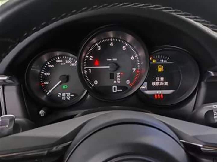 Фото 6 - Porsche Macan