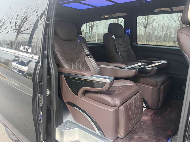 Фото 8 - Mercedes-Benz Vito