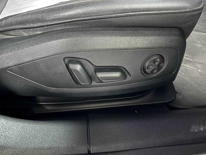 Фото 9 - Audi A5