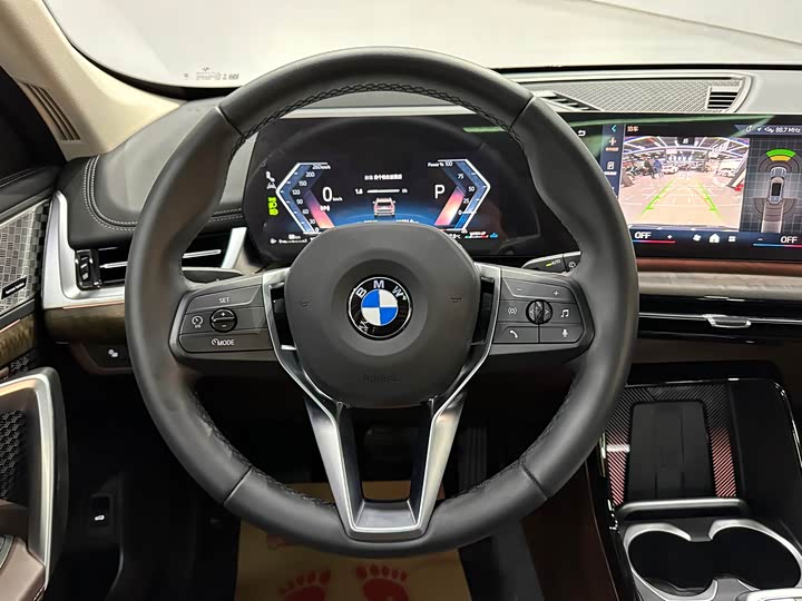 Фото 6 - BMW X1