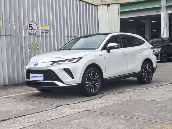 Фото 1 - Toyota Venza