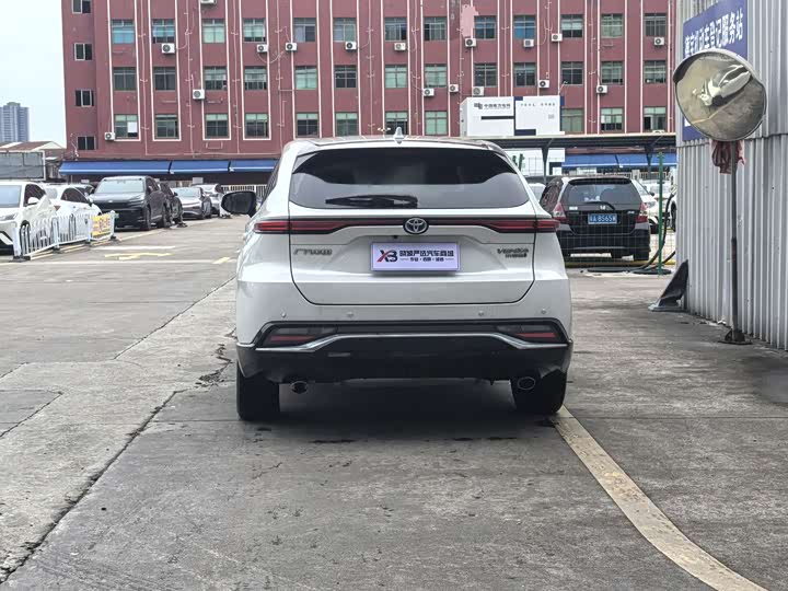 Фото 5 - Toyota Venza