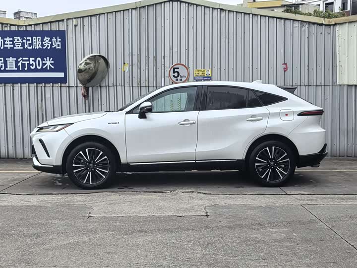 Фото 7 - Toyota Venza