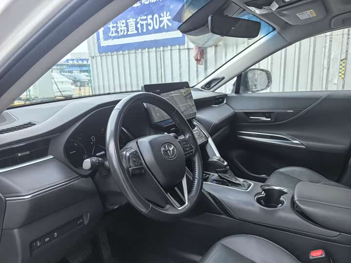 Фото 8 - Toyota Venza